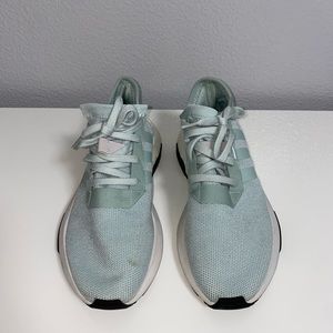 Adidas Teal Athletic Shoes. Women’s size 9.